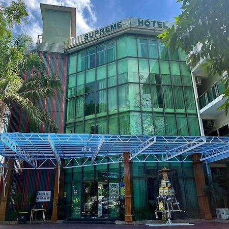 Supreme Hotel Yangon Esterno foto