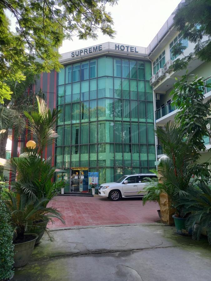 Supreme Hotel Yangon Esterno foto